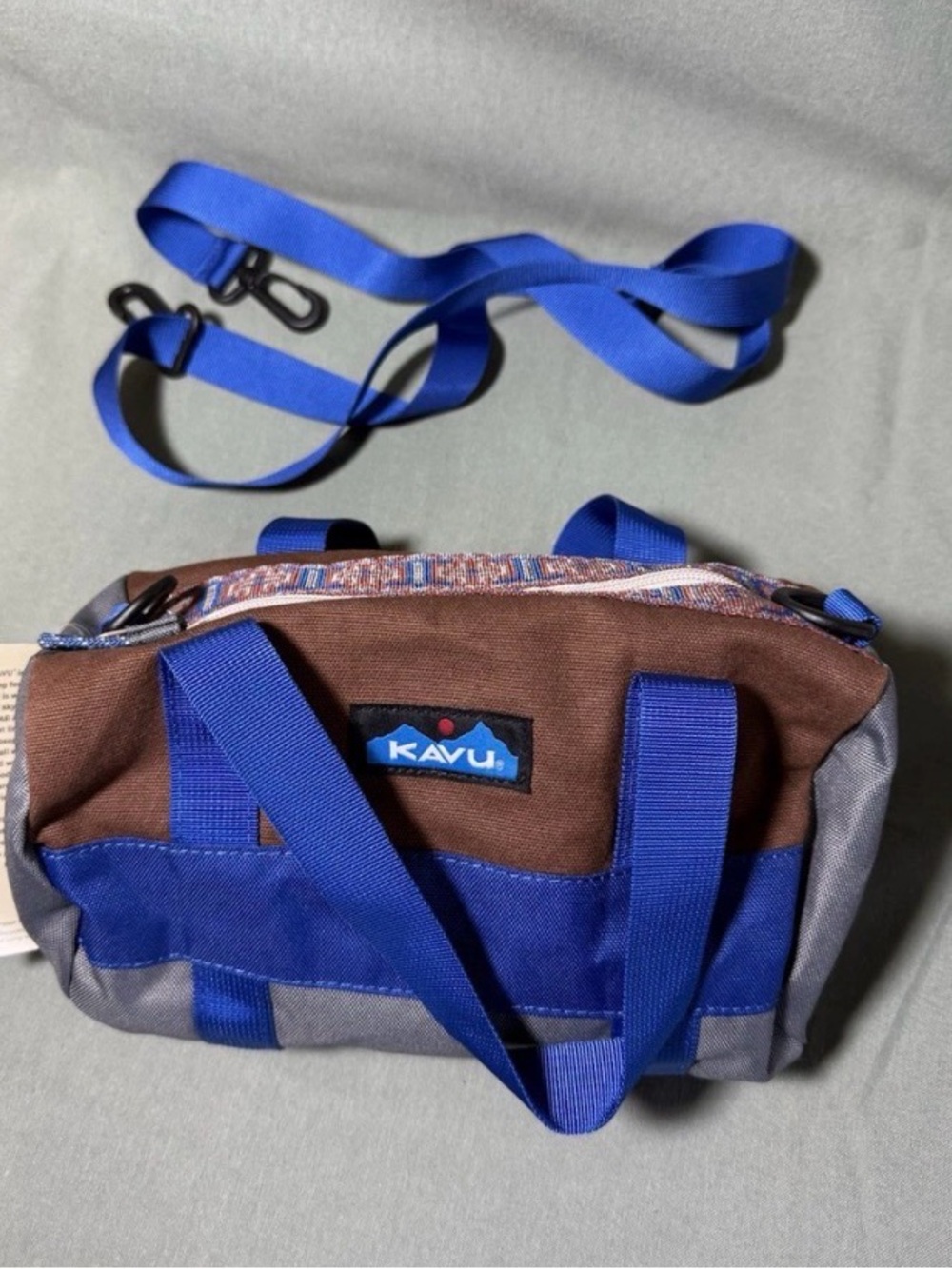 KAVU UNISEX MINI SMALL DUFFLE BAG BROWN BLUE CARRYALL PURSE TRAVEL HANDLED XBODY - Picture 8 of 11